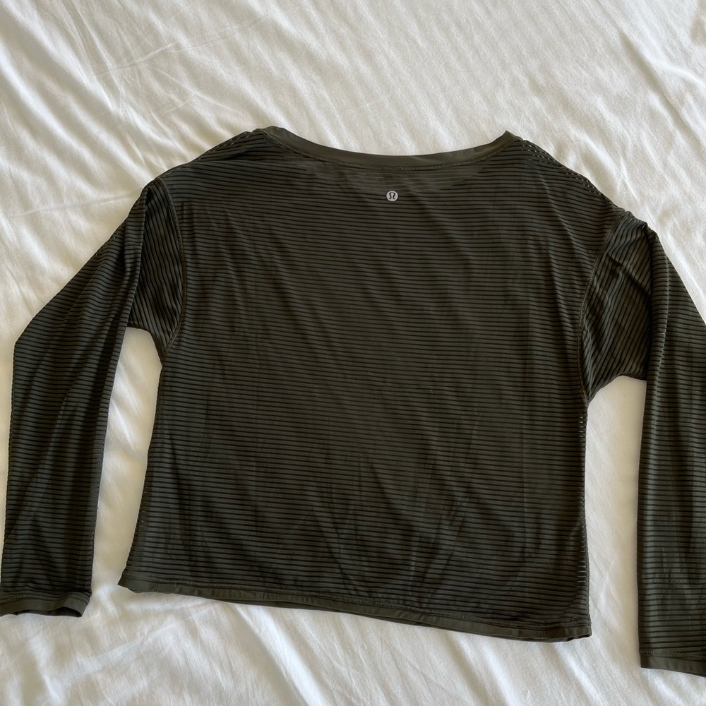 Lululemon shirt